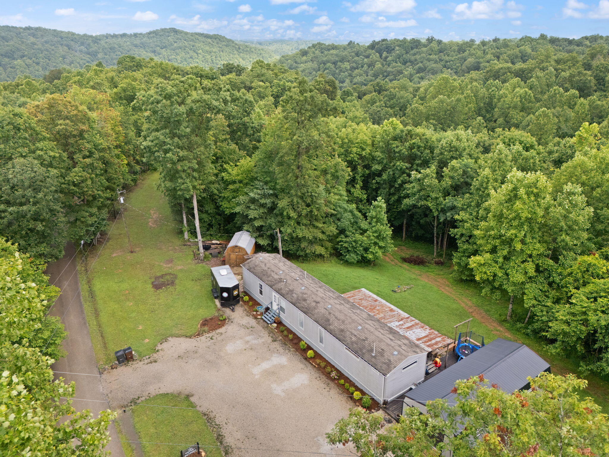 Irvine, Kentucky 40336, United States, 3 Bedrooms Bedrooms, ,2 BathroomsBathrooms,Residential,Active,164552