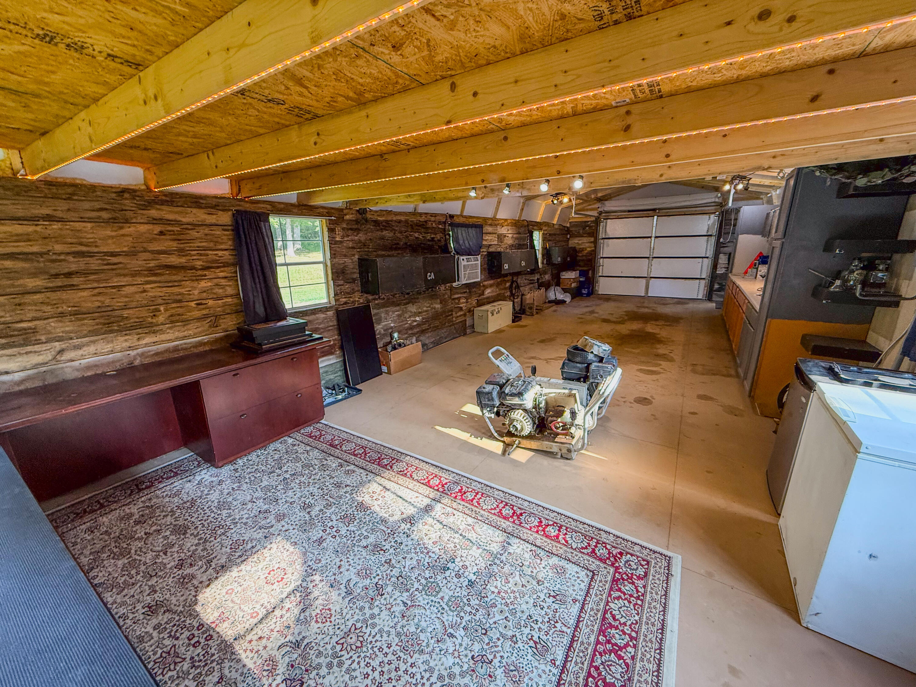 Irvine, Kentucky 40336, United States, 3 Bedrooms Bedrooms, ,2 BathroomsBathrooms,Residential,Active,164552