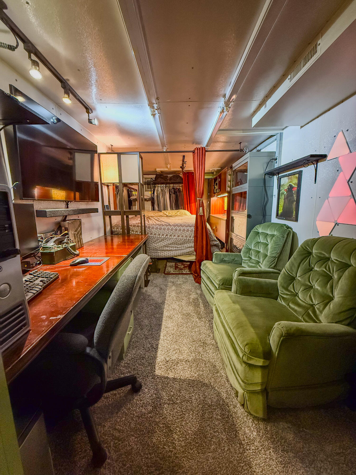 Irvine, Kentucky 40336, United States, 3 Bedrooms Bedrooms, ,2 BathroomsBathrooms,Residential,Active,164552