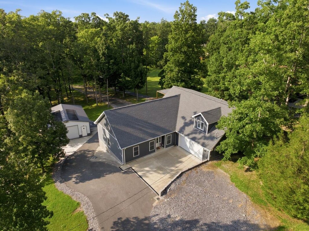 Photo of 124 Hickory Hill Lane, Benton, KY 42025 (MLS # 26020751)