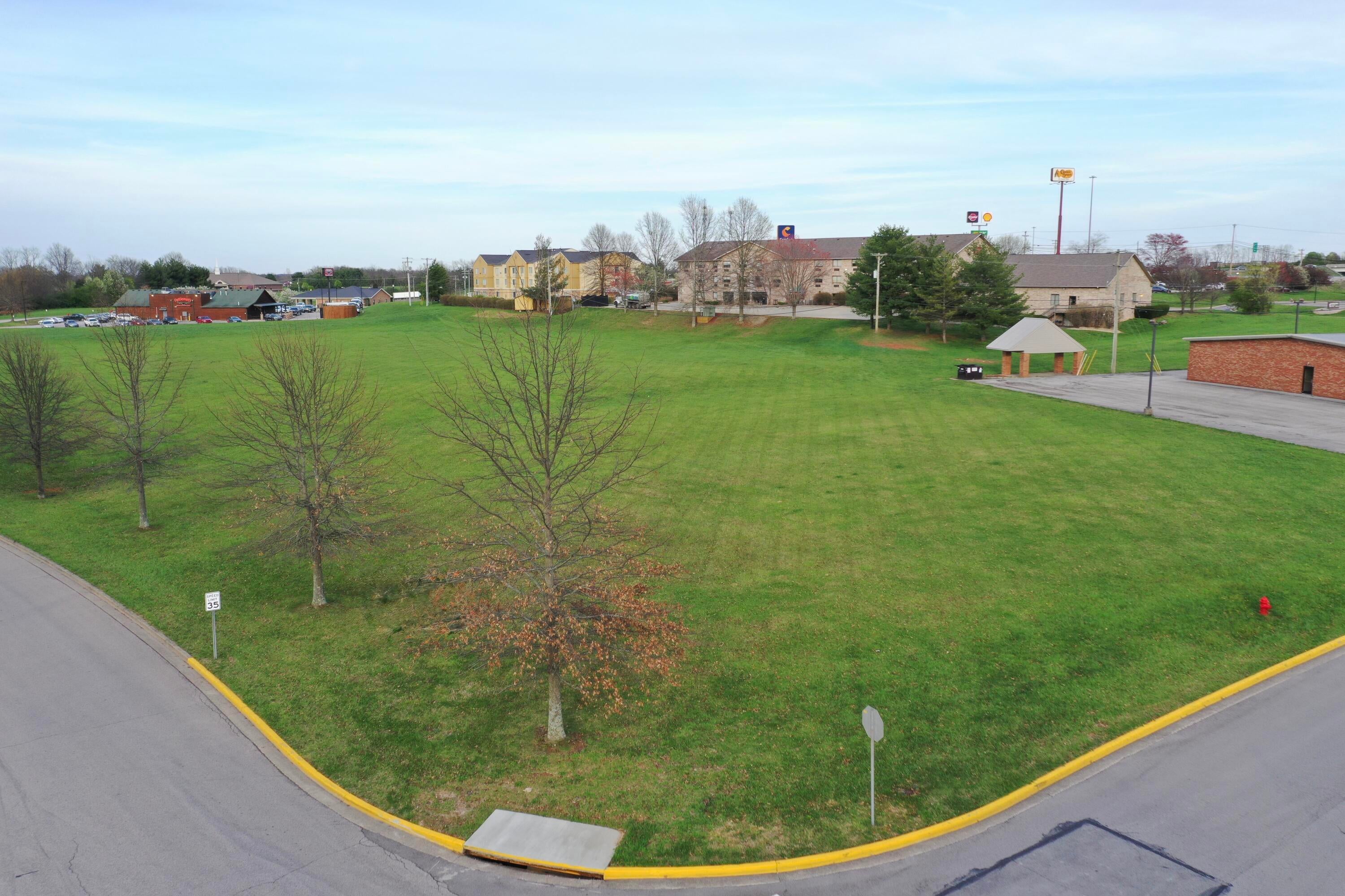 Photo 1 of 23 — 400 Campbell Way, Mt Sterling, KY 40353