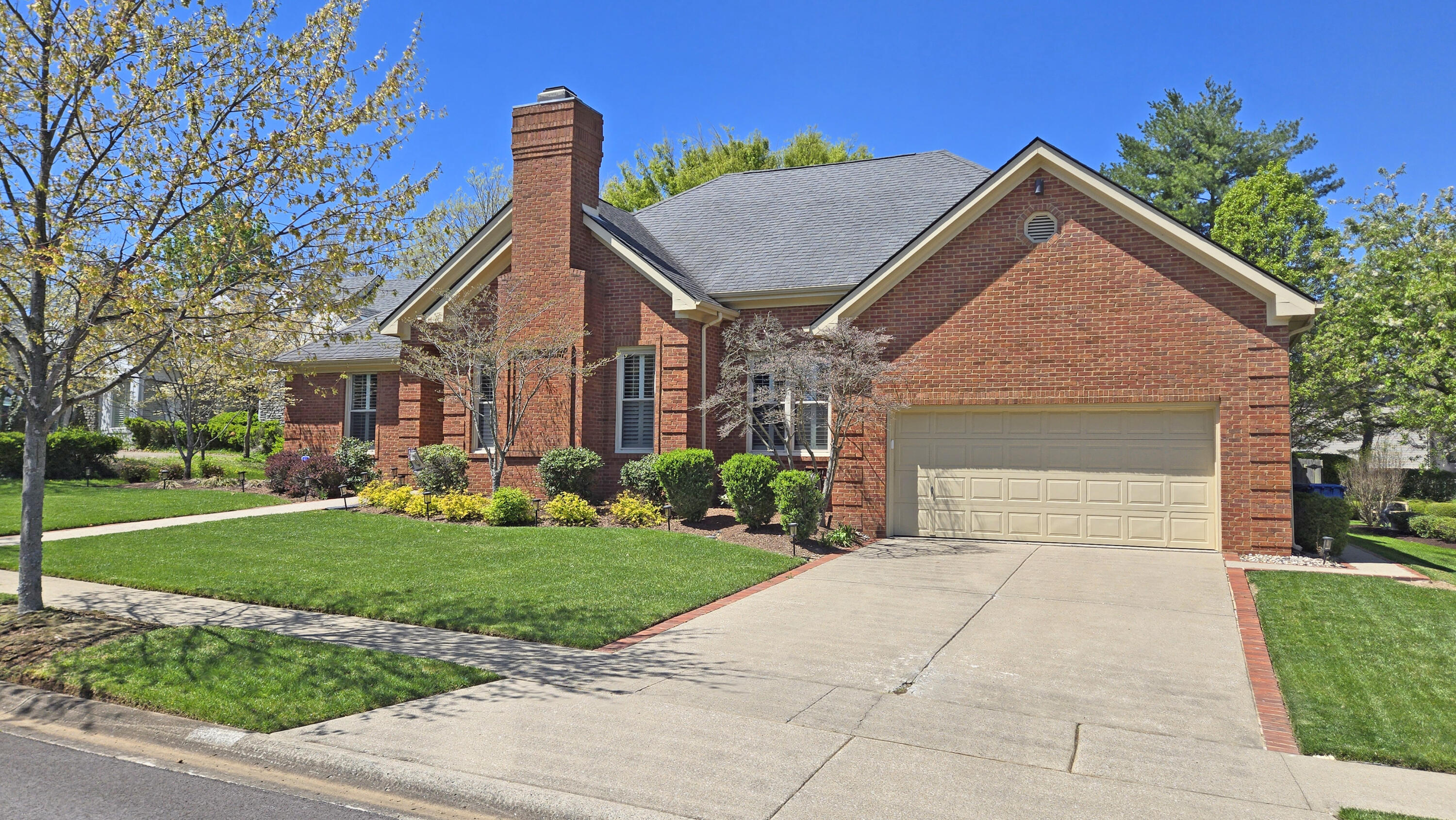 Lexington, Kentucky 40509, United States, 3 Bedrooms Bedrooms, ,3 BathroomsBathrooms,Residential,Pending,121252