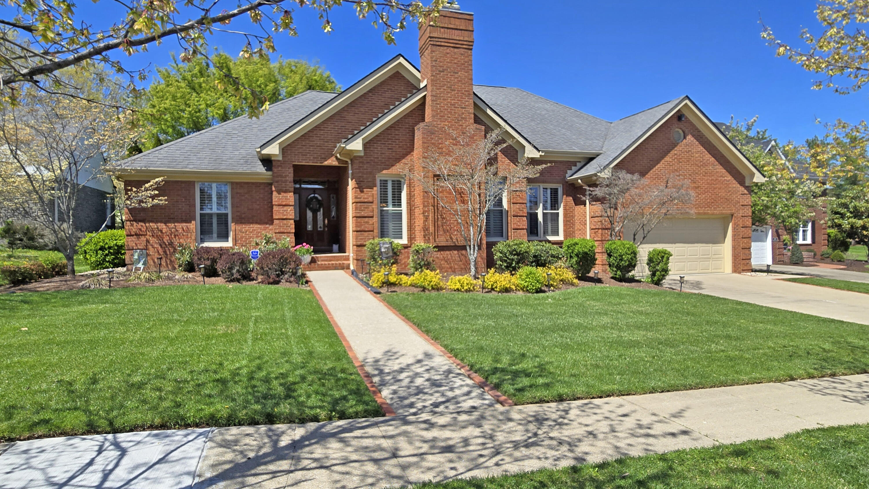 Lexington, Kentucky 40509, United States, 3 Bedrooms Bedrooms, ,3 BathroomsBathrooms,Residential,Pending,121252 Lexington, Kentucky 40509, United States, 3 Bedrooms Bedrooms, ,3 BathroomsBathrooms,Residential,Pending,121252