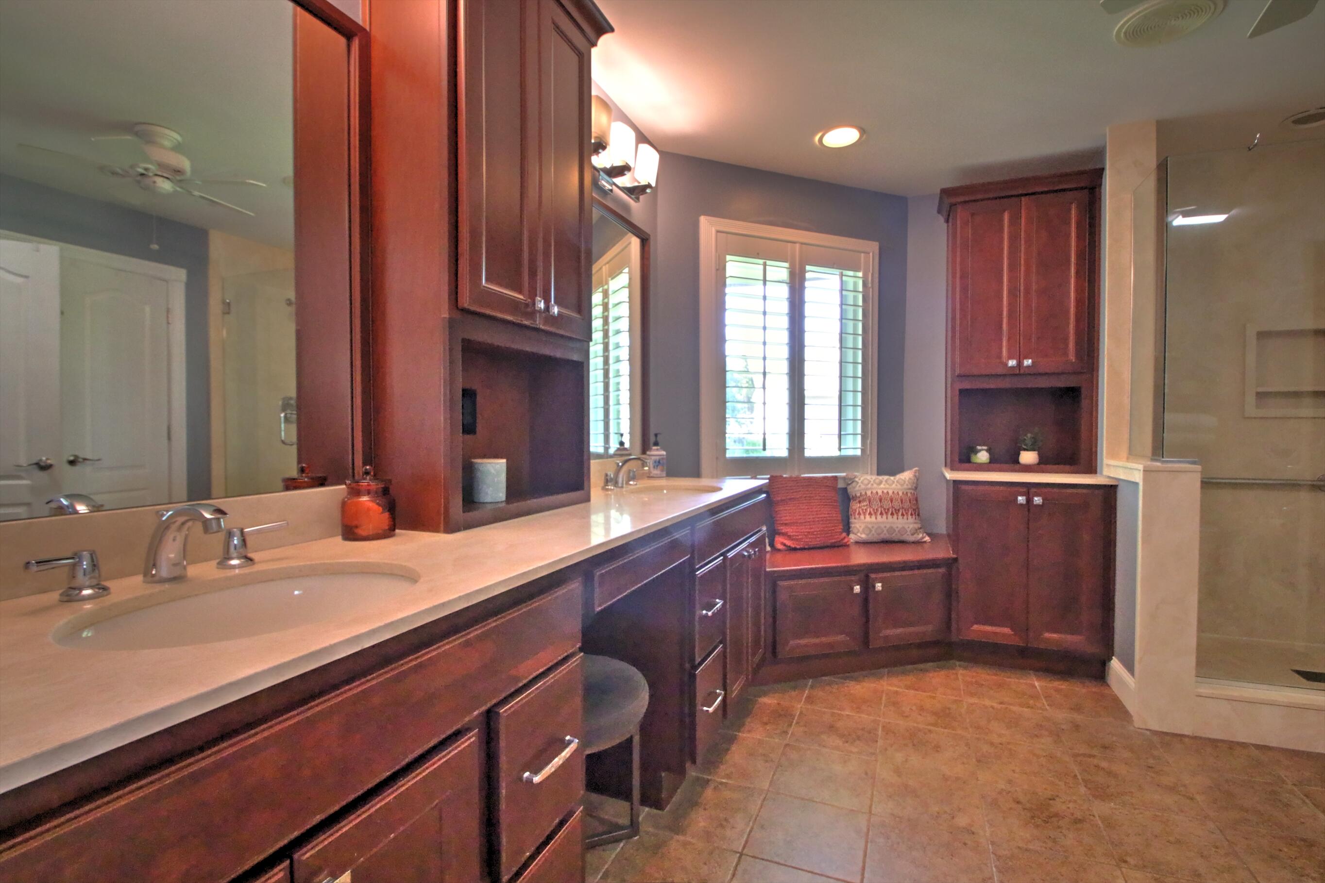 Lexington, Kentucky 40509, United States, 3 Bedrooms Bedrooms, ,3 BathroomsBathrooms,Residential,Pending,121252