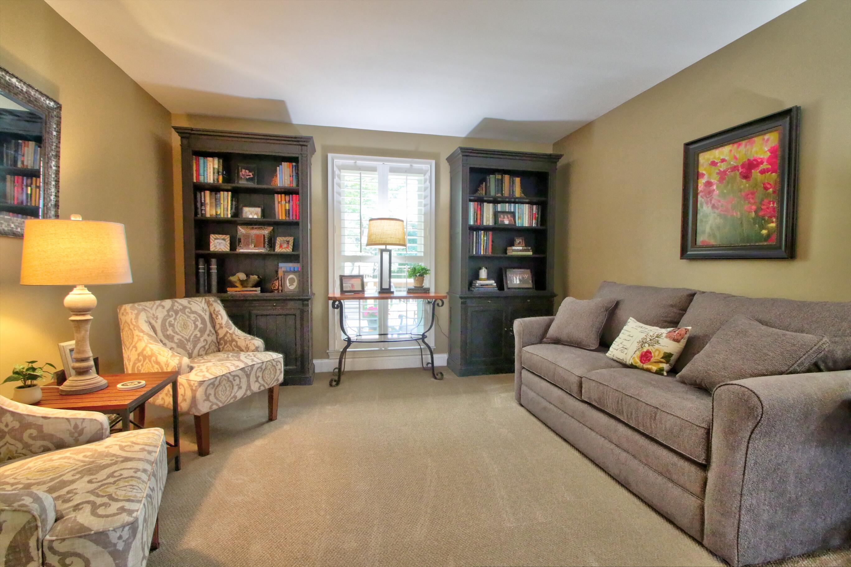 Lexington, Kentucky 40509, United States, 3 Bedrooms Bedrooms, ,3 BathroomsBathrooms,Residential,Pending,121252