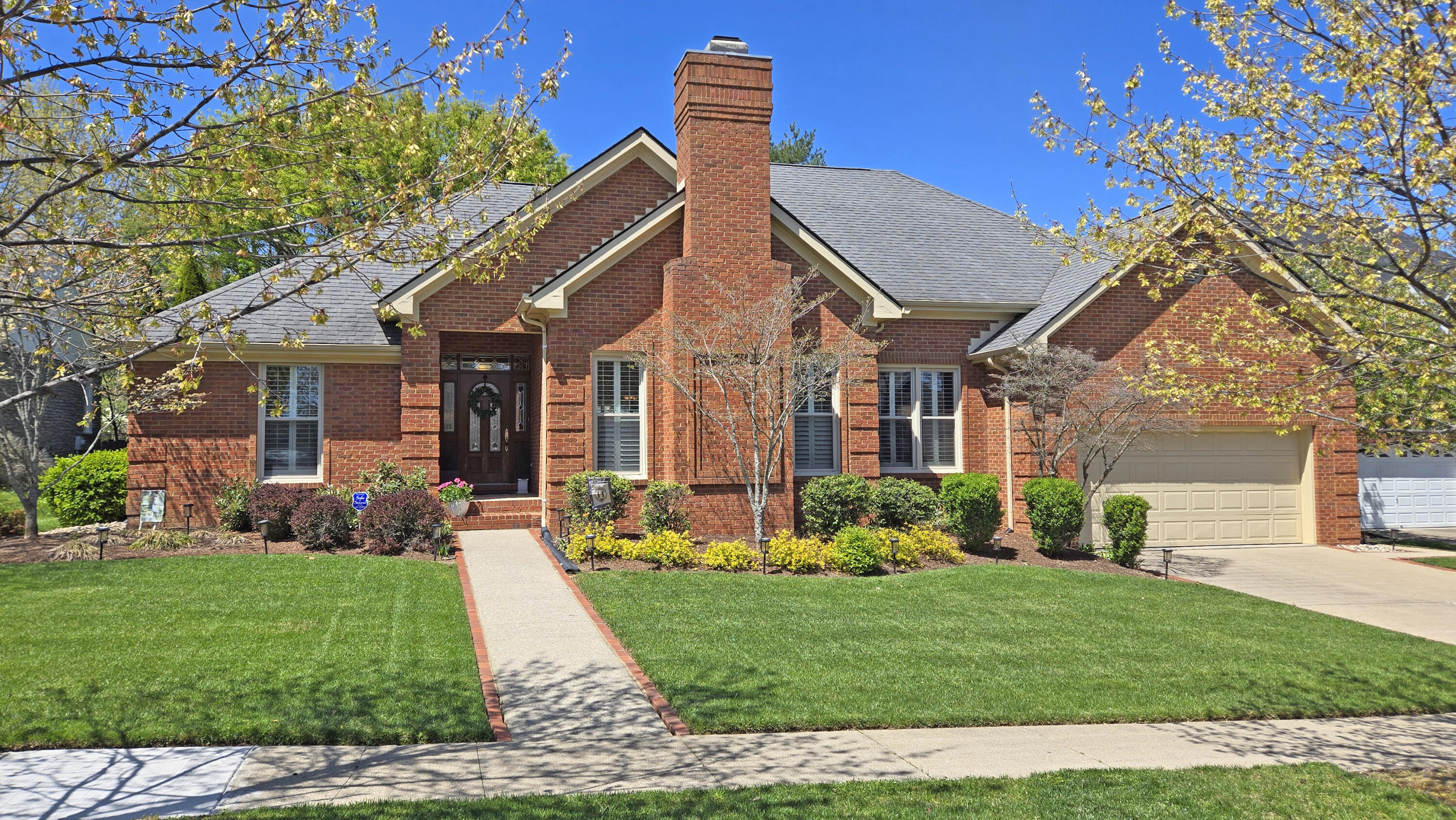 Lexington, Kentucky 40509, United States, 3 Bedrooms Bedrooms, ,3 BathroomsBathrooms,Residential,Pending,121252