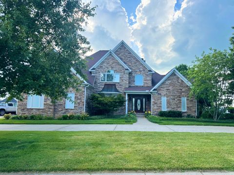 Photo of 336 Inverness Trl Trail, Richmond, KY 40475 (MLS # 25007045)
