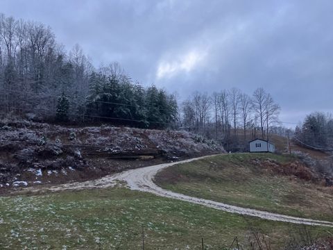 Photo of 264 Sunshine Lane, West Liberty, KY 41472 (MLS # 25507318)