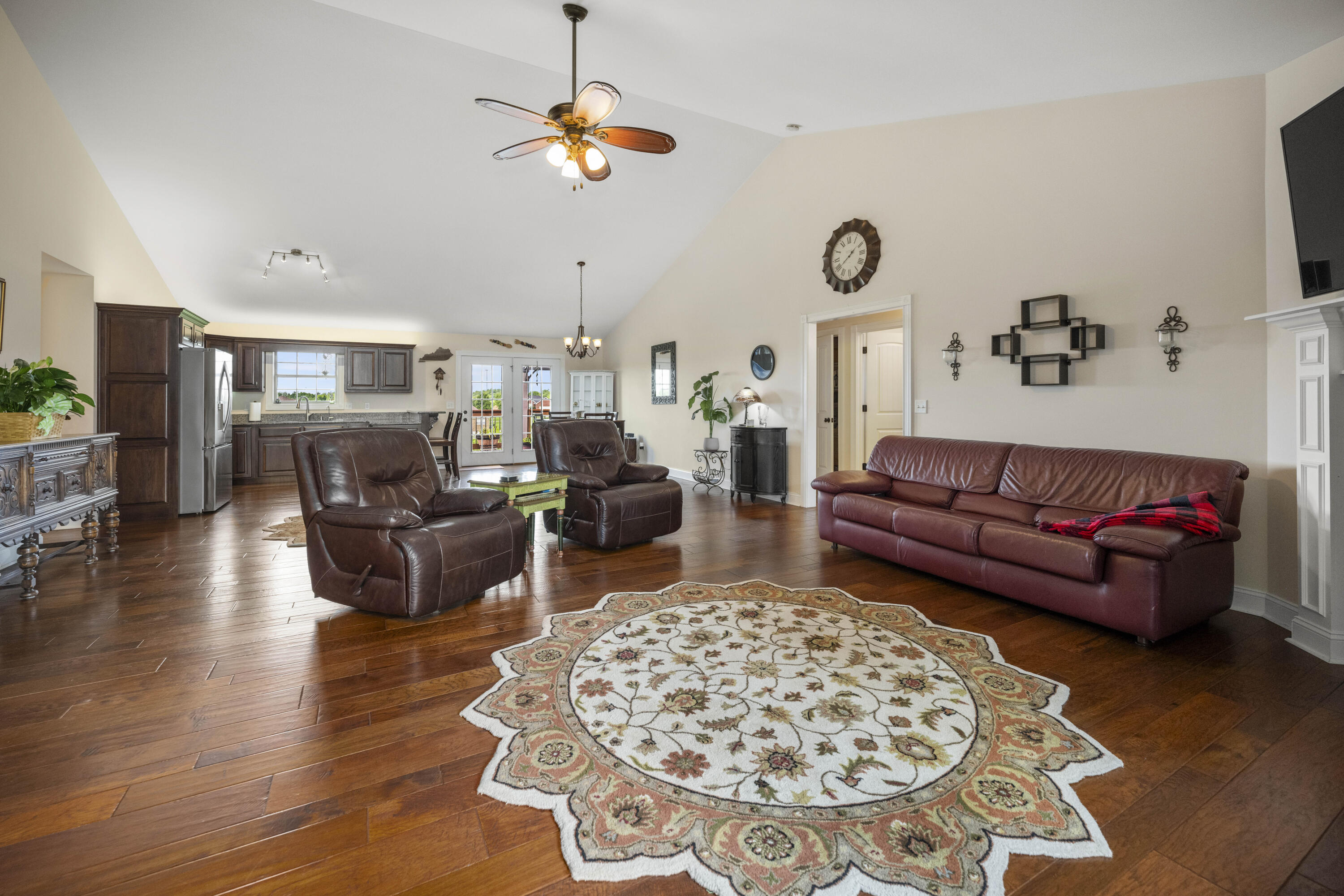 Richmond, Kentucky 40475, United States, 3 Bedrooms Bedrooms, ,3 BathroomsBathrooms,Residential,Active,153142