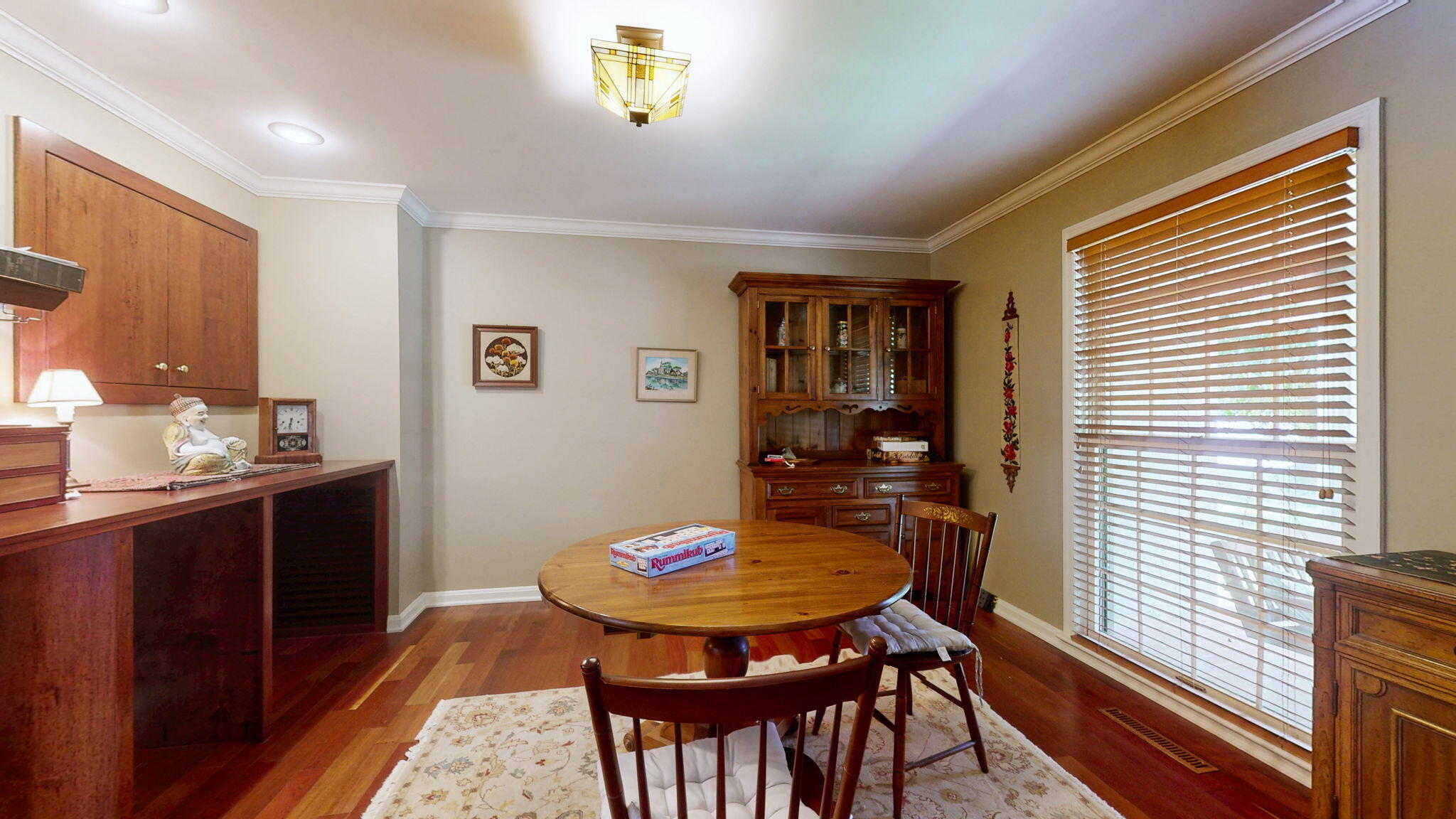 1609 Greenbriar Drive
