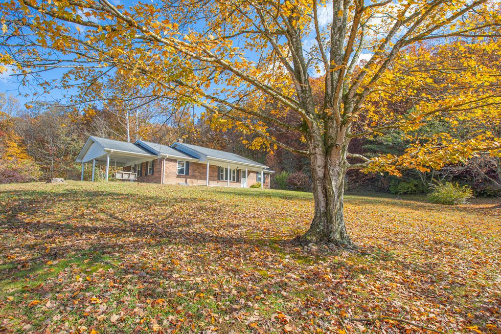 Photo of 320 Cravens Hollow Road, Liberty, KY 42539 (MLS # 25505102)
