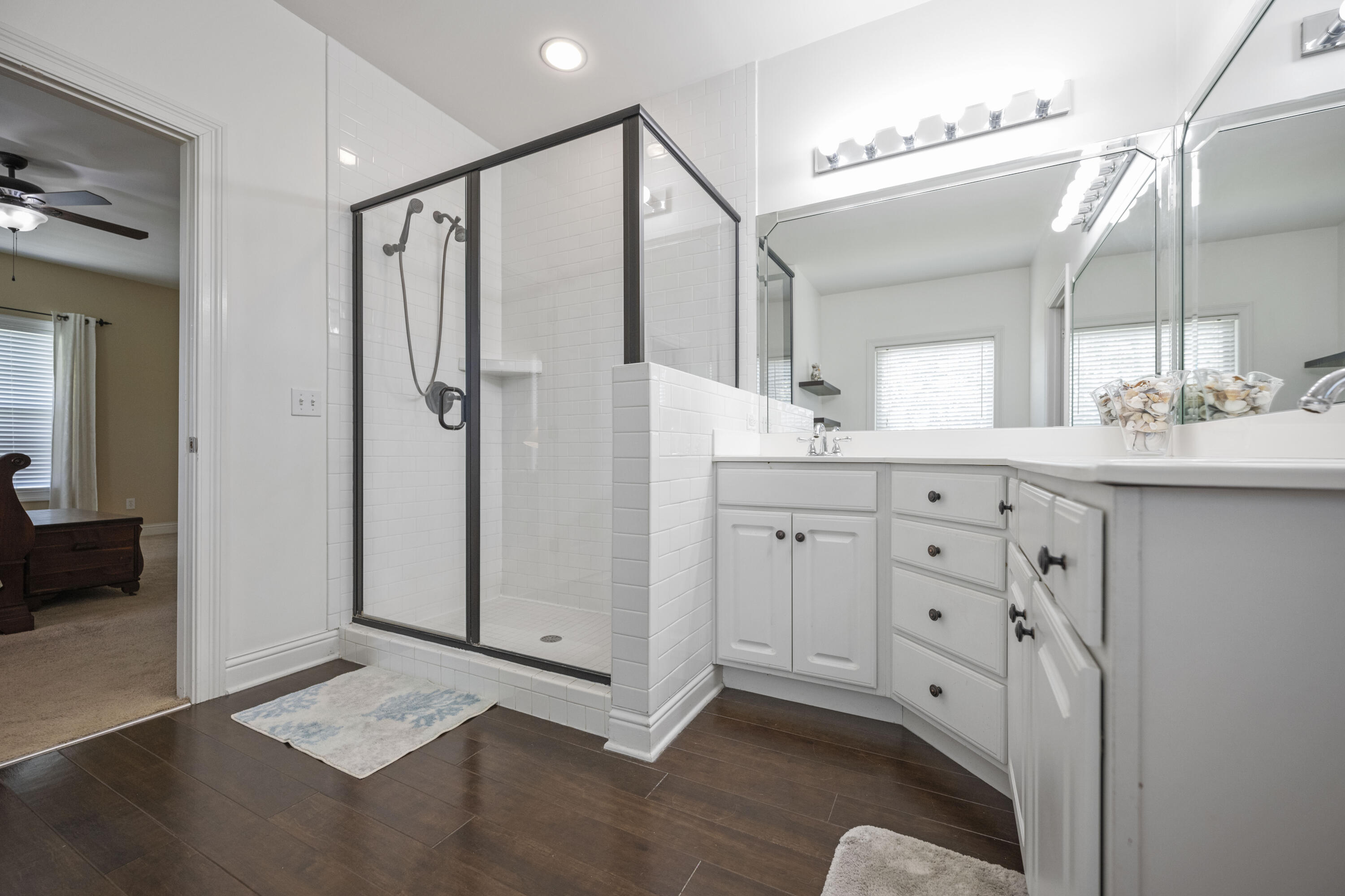 Richmond, Kentucky 40475, United States, 4 Bedrooms Bedrooms, ,3 BathroomsBathrooms,Residential,Active,159568