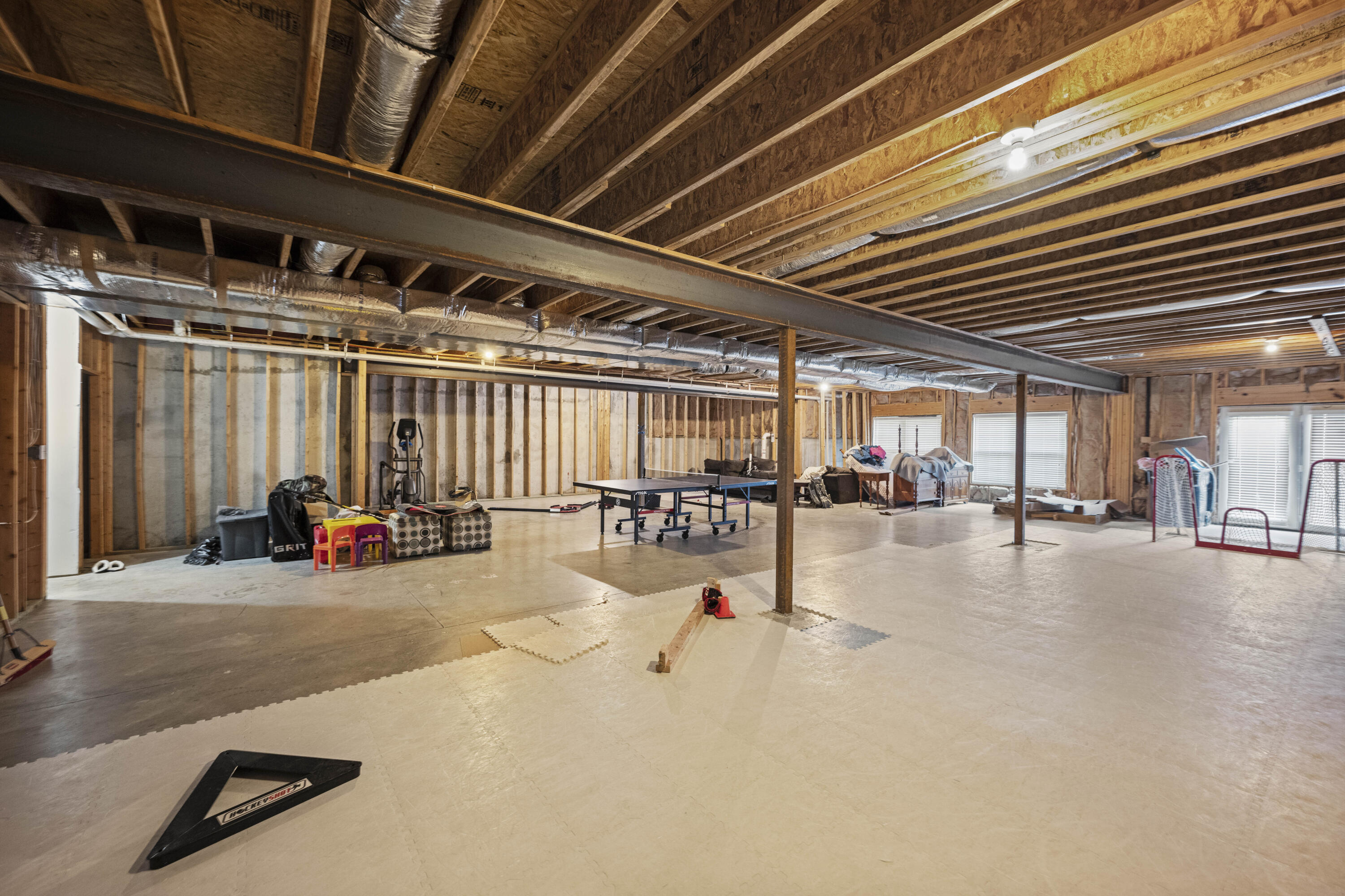 Richmond, Kentucky 40475, United States, 4 Bedrooms Bedrooms, ,3 BathroomsBathrooms,Residential,Active,159568