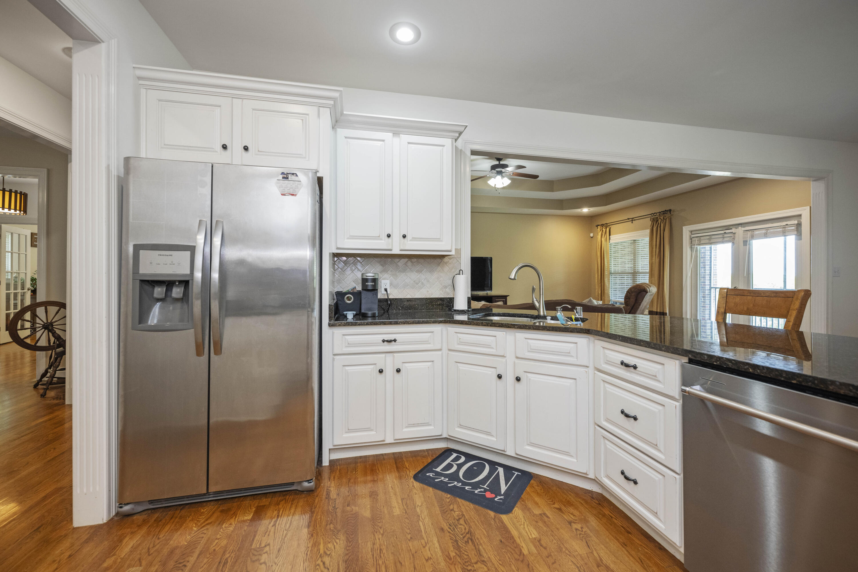 Richmond, Kentucky 40475, United States, 4 Bedrooms Bedrooms, ,3 BathroomsBathrooms,Residential,Active,159568