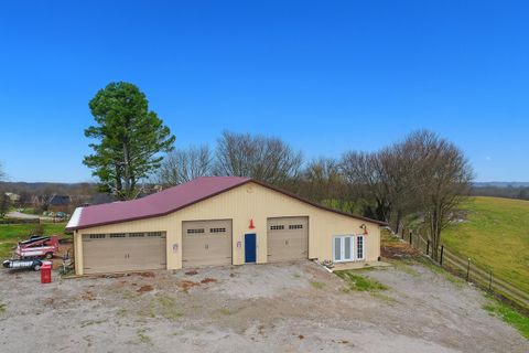 Photo of 709 Mule Shed Lane, Richmond, KY 40475 (MLS # 25507519)