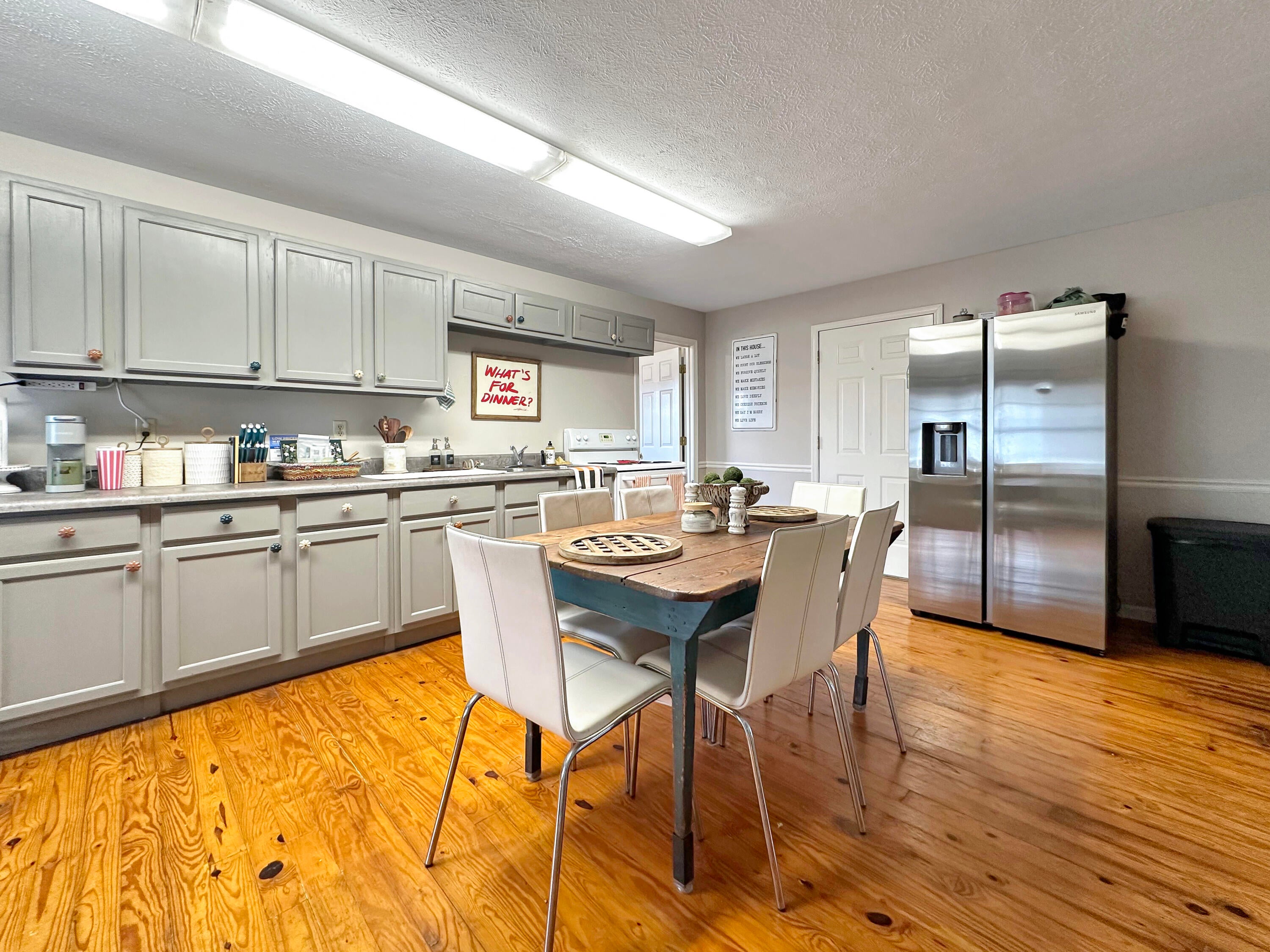 5423 State Highway 2547