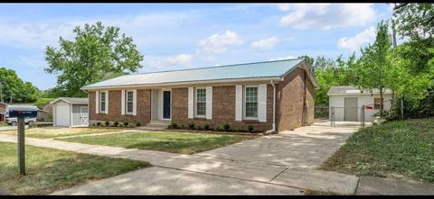 Photo of 154 Dan Drive, Versailles, KY 40383 (MLS # 25018665)