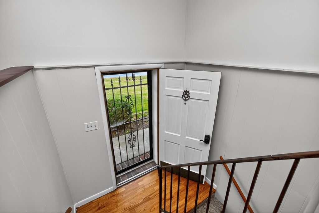 Photo of 1289 Alton Station Road, Lawrenceburg, KY 40342 (MLS # 25504924)