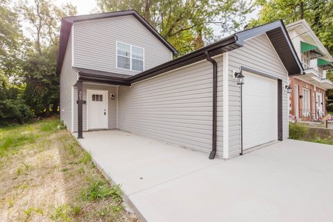 Photo of 303 E Street, Richmond, KY 40475 (MLS # 25501701)