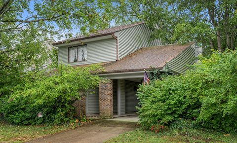 Photo of 1628 Prairie Circle, Lexington, KY 40515 (MLS # 25502875)