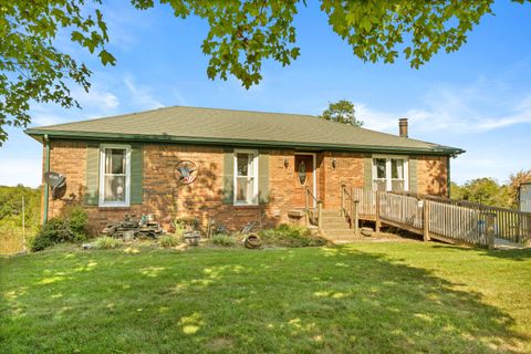 Photo of 276 Jacksonville Road, Bagdad, KY 40003 (MLS # 25502916)