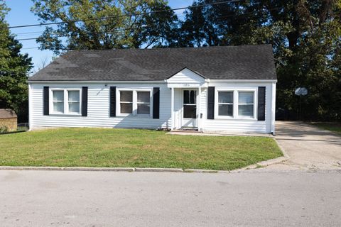 Photo of 1005 Letcher Avenue, Frankfort, KY 40601 (MLS # 25503022)