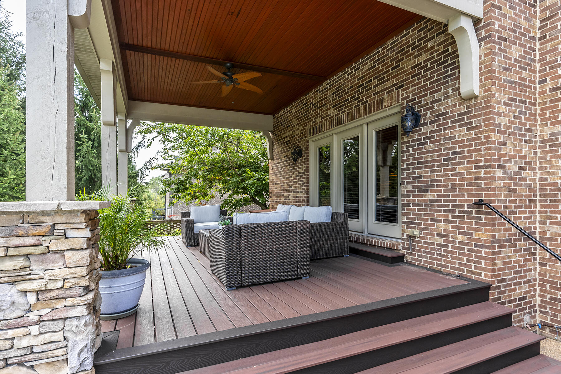 Lexington, Kentucky 40513, United States, 4 Bedrooms Bedrooms, ,5 BathroomsBathrooms,Residential,Active,85346