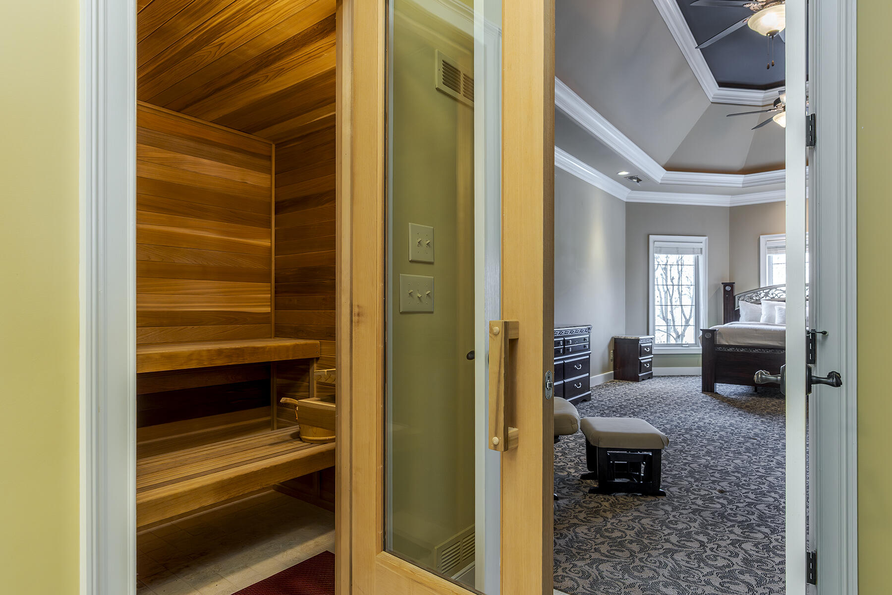 Lexington, Kentucky 40513, United States, 4 Bedrooms Bedrooms, ,5 BathroomsBathrooms,Residential,Active,85346