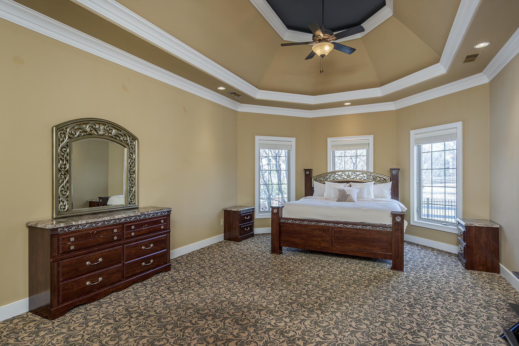 Lexington, Kentucky 40513, United States, 4 Bedrooms Bedrooms, ,5 BathroomsBathrooms,Residential,Active,85346