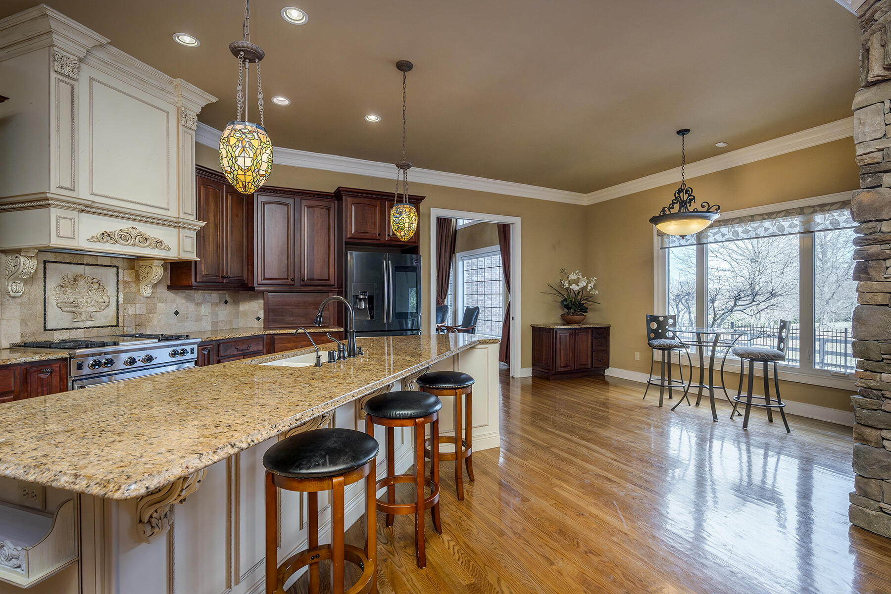 Lexington, Kentucky 40513, United States, 4 Bedrooms Bedrooms, ,5 BathroomsBathrooms,Residential,Active,85346