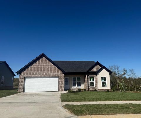 Photo of 500 Krauss Drive, Nicholasville, KY 40356 (MLS # 25018385)