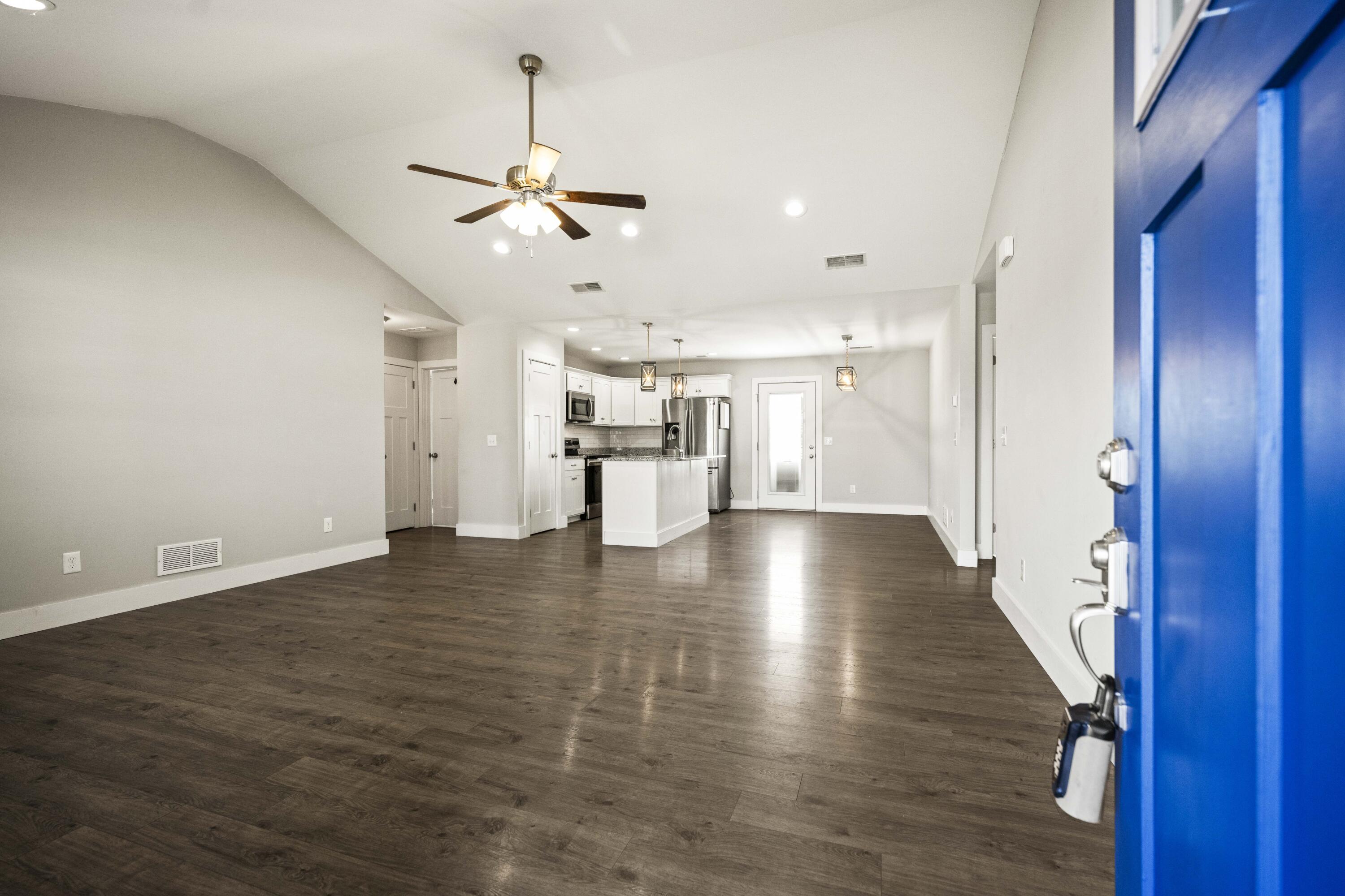 Richmond, Kentucky 40475, United States, 3 Bedrooms Bedrooms, ,2 BathroomsBathrooms,Residential,Active,36109