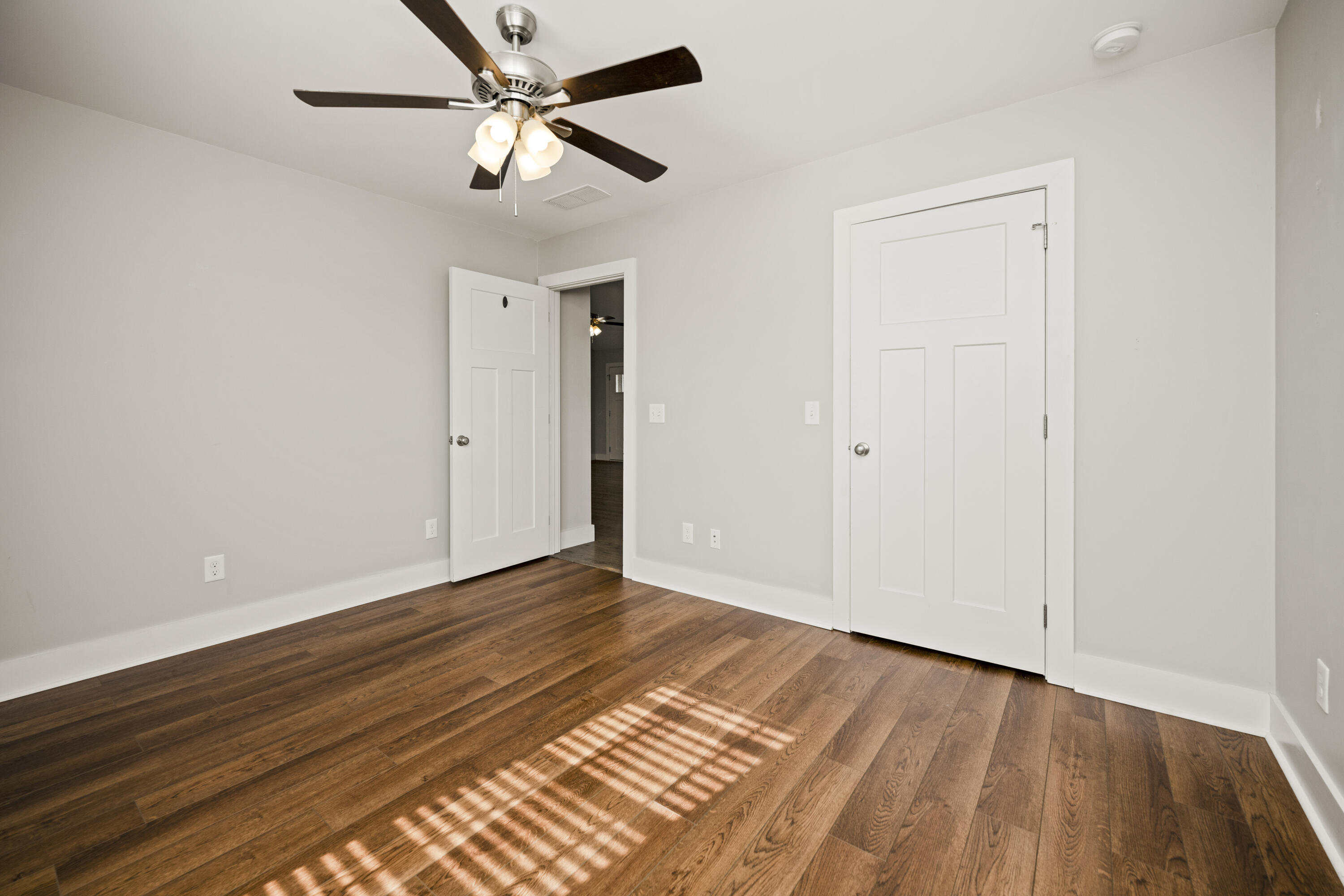 Richmond, Kentucky 40475, United States, 3 Bedrooms Bedrooms, ,2 BathroomsBathrooms,Residential,Active,36109