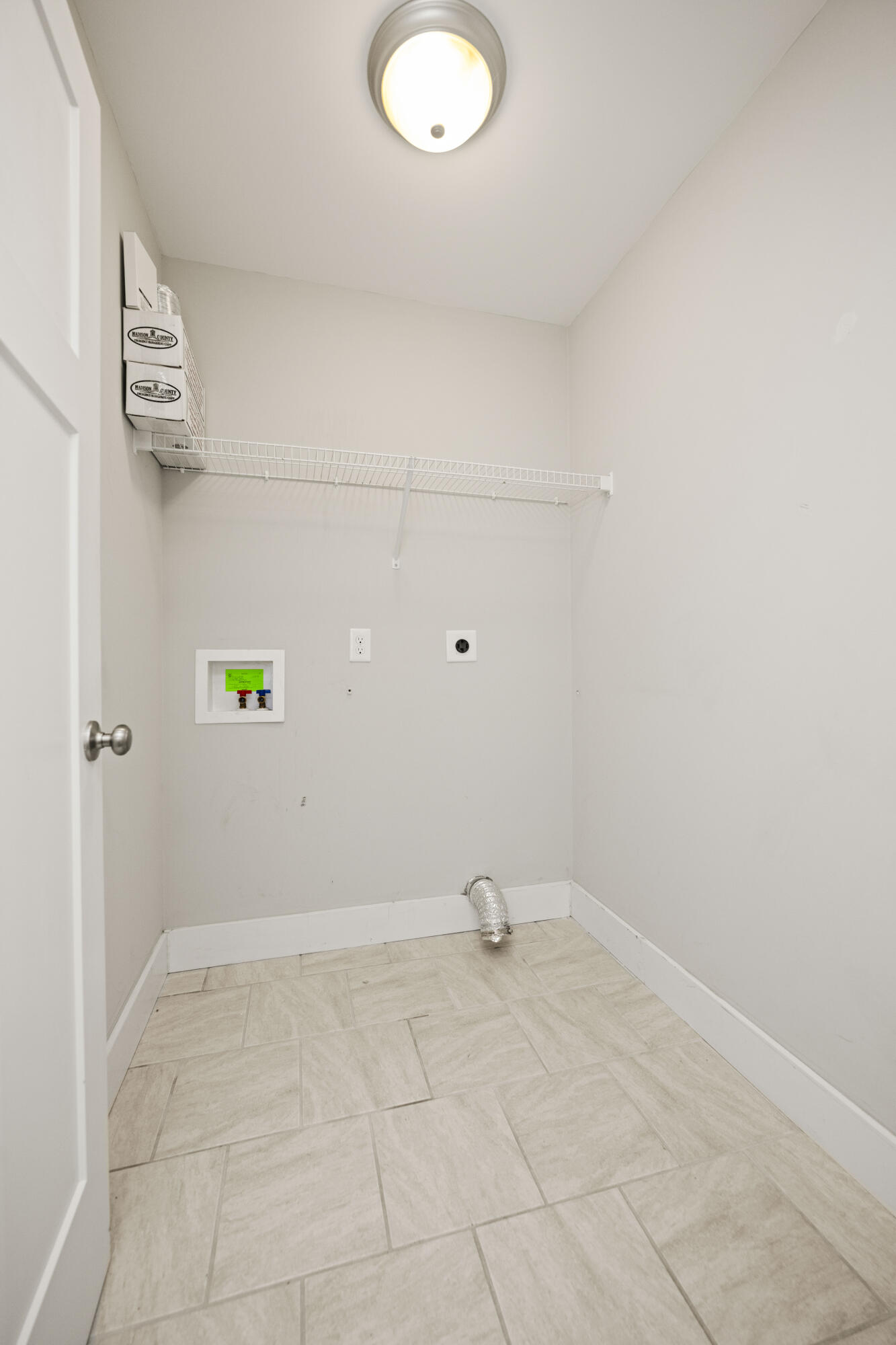 Richmond, Kentucky 40475, United States, 3 Bedrooms Bedrooms, ,2 BathroomsBathrooms,Residential,Active,36109