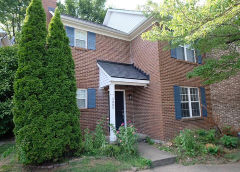 Photo of 3005 Mapleleaf Park, Lexington, KY 40509 (MLS # 25500938)
