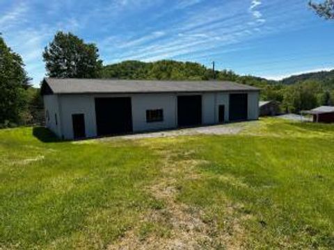 272 Valentine Branch Road, Cannon, KY 40923 - #: 24005723