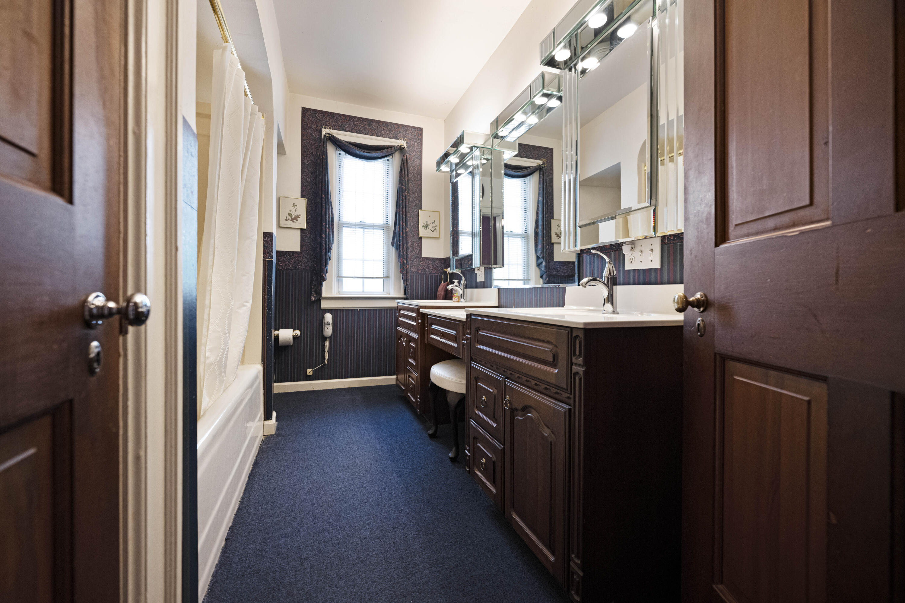 Irvine, Kentucky 40336, United States, 4 Bedrooms Bedrooms, ,2 BathroomsBathrooms,Residential,Pending,115036