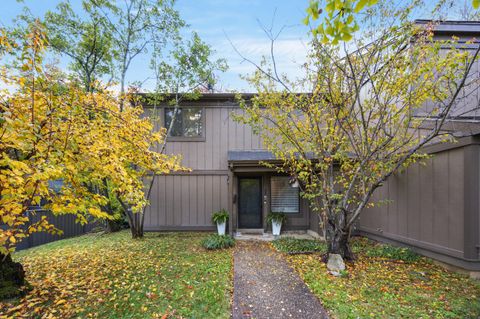 Photo of 500 Laketower Drive 34 #34, Lexington, KY 40502 (MLS # 25504872)