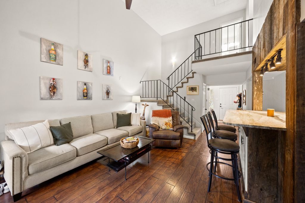 Photo of 500 Laketower Drive 34 #34, Lexington, KY 40502 (MLS # 25504872)