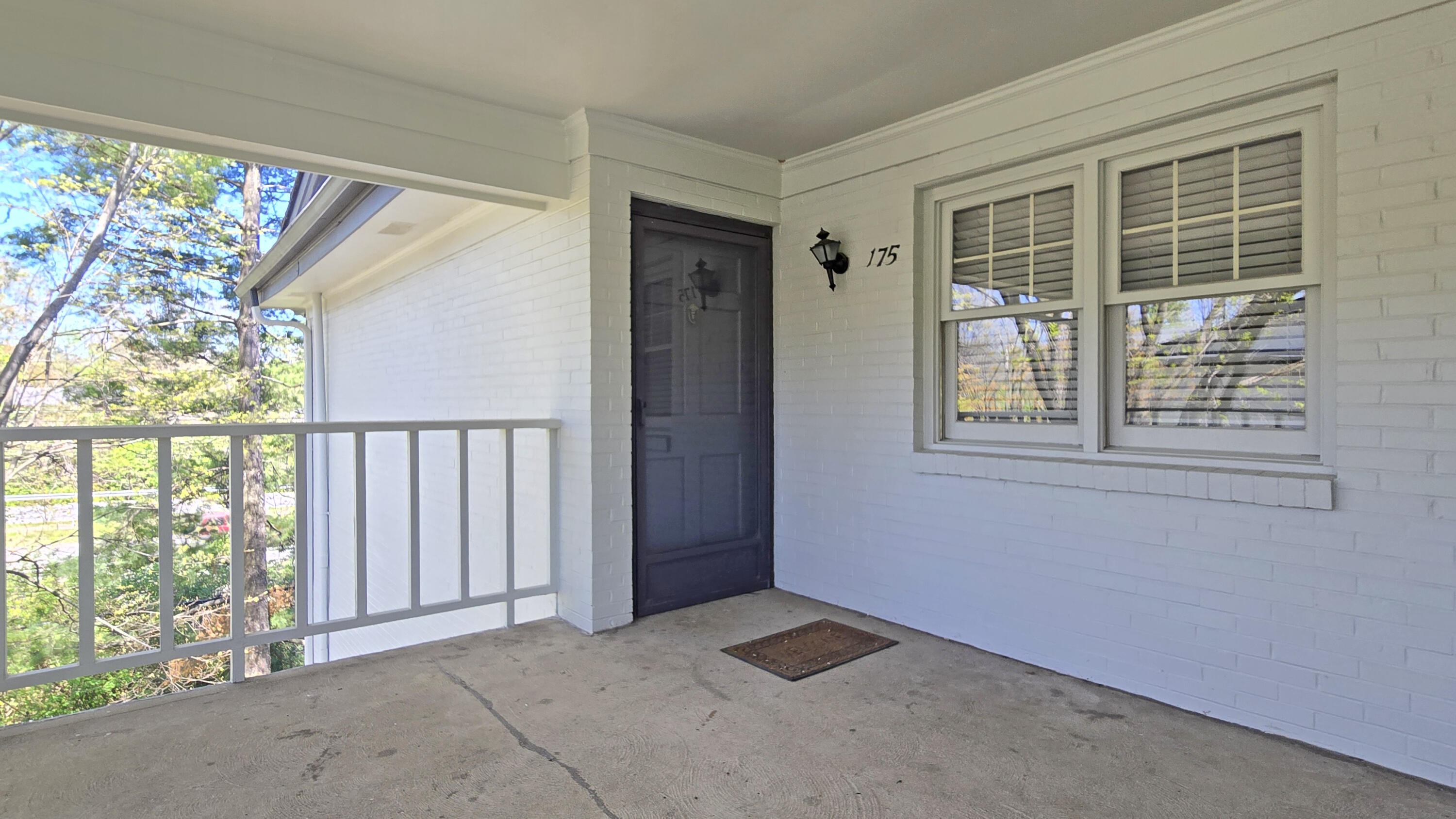 Lexington, Kentucky 40517, United States, 2 Bedrooms Bedrooms, ,2 BathroomsBathrooms,Residential,Active,111740