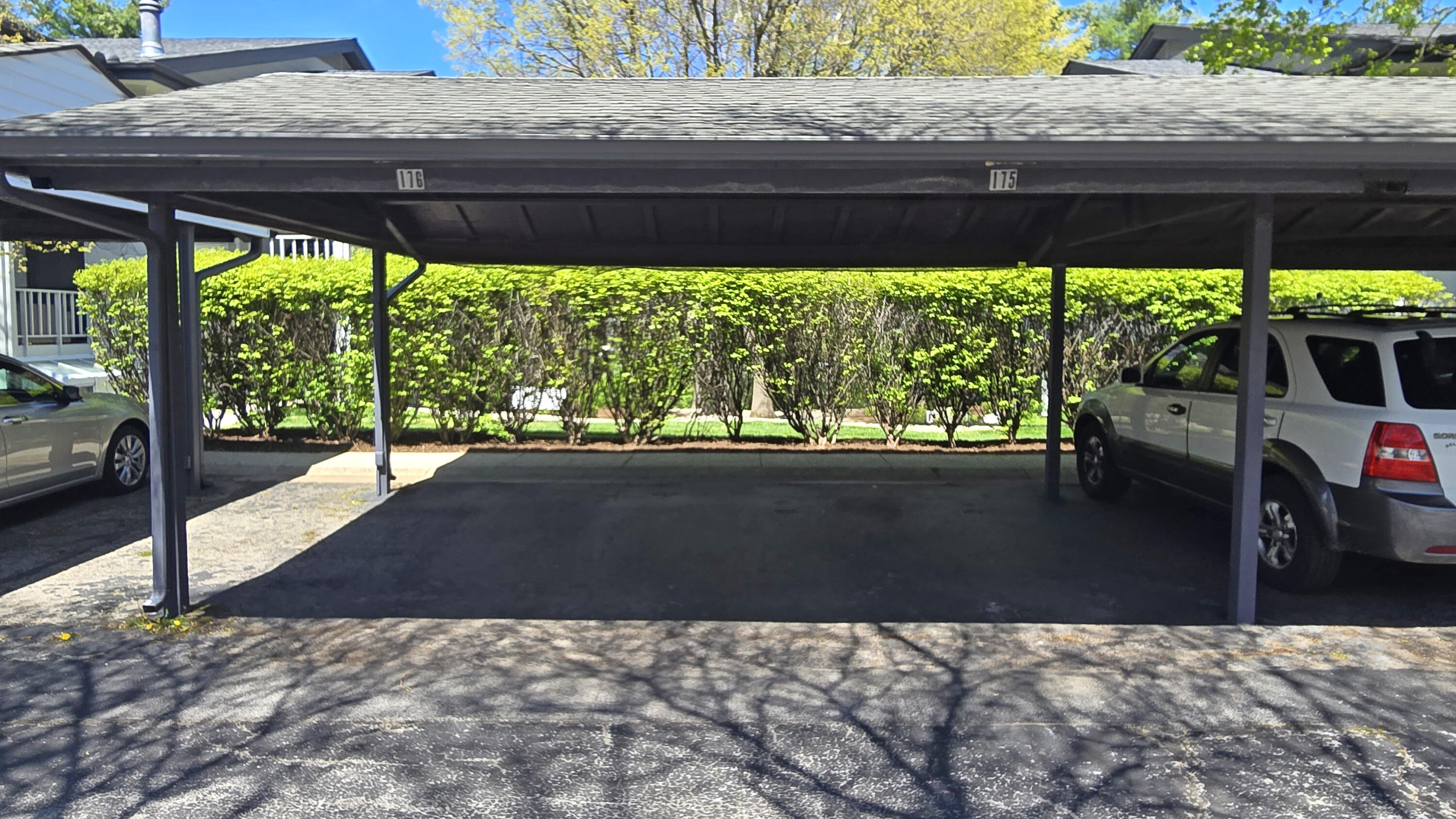 Lexington, Kentucky 40517, United States, 2 Bedrooms Bedrooms, ,2 BathroomsBathrooms,Residential,Active,111740