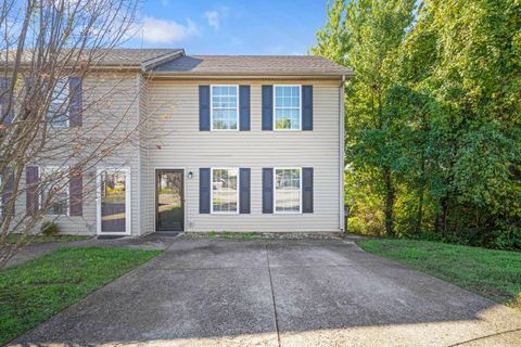 Photo of 2148 Santa Anita Drive, Lexington, KY 40516 (MLS # 25503555)