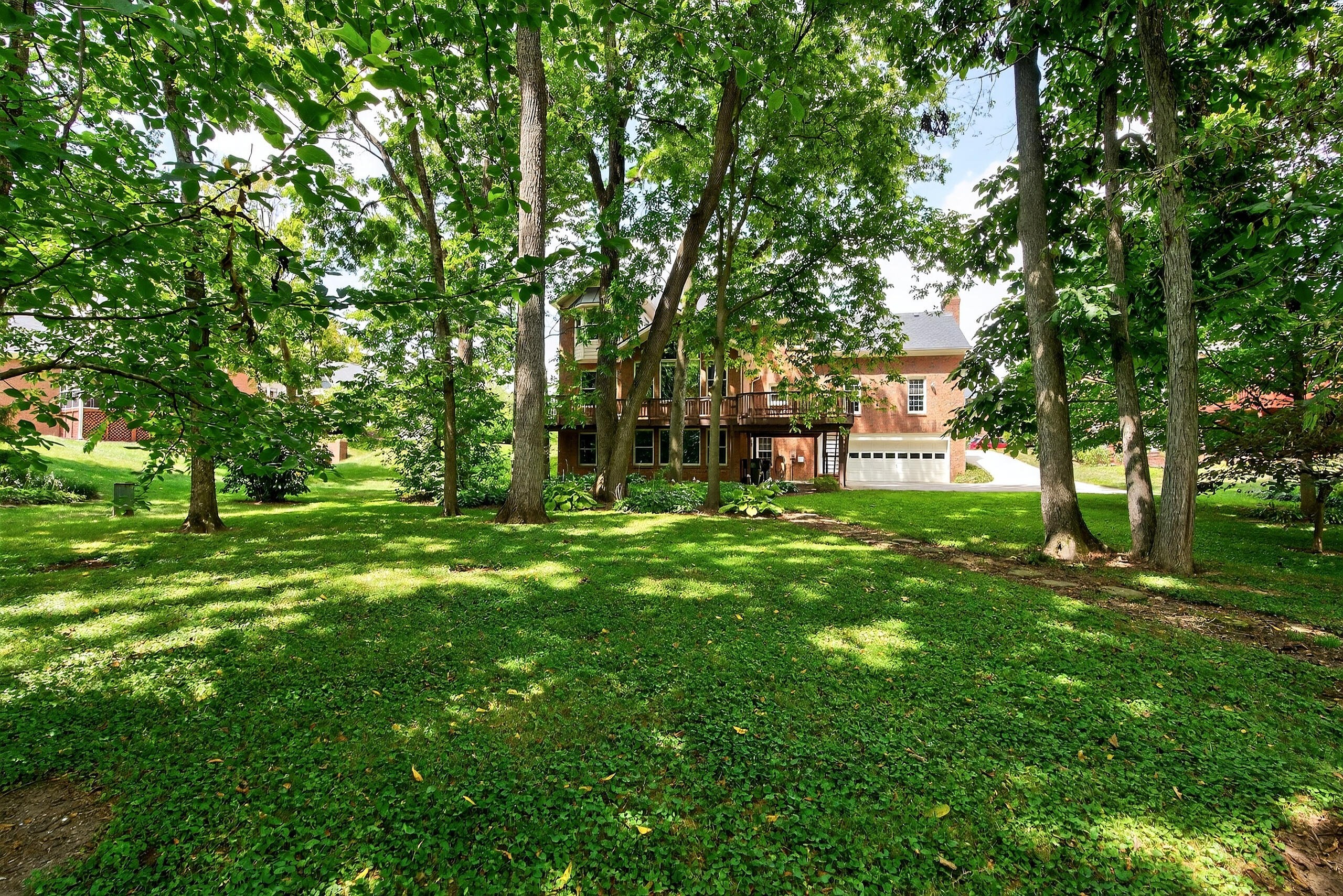 Lexington, Kentucky 40515, United States, 4 Bedrooms Bedrooms, ,4 BathroomsBathrooms,Residential,Active,189962