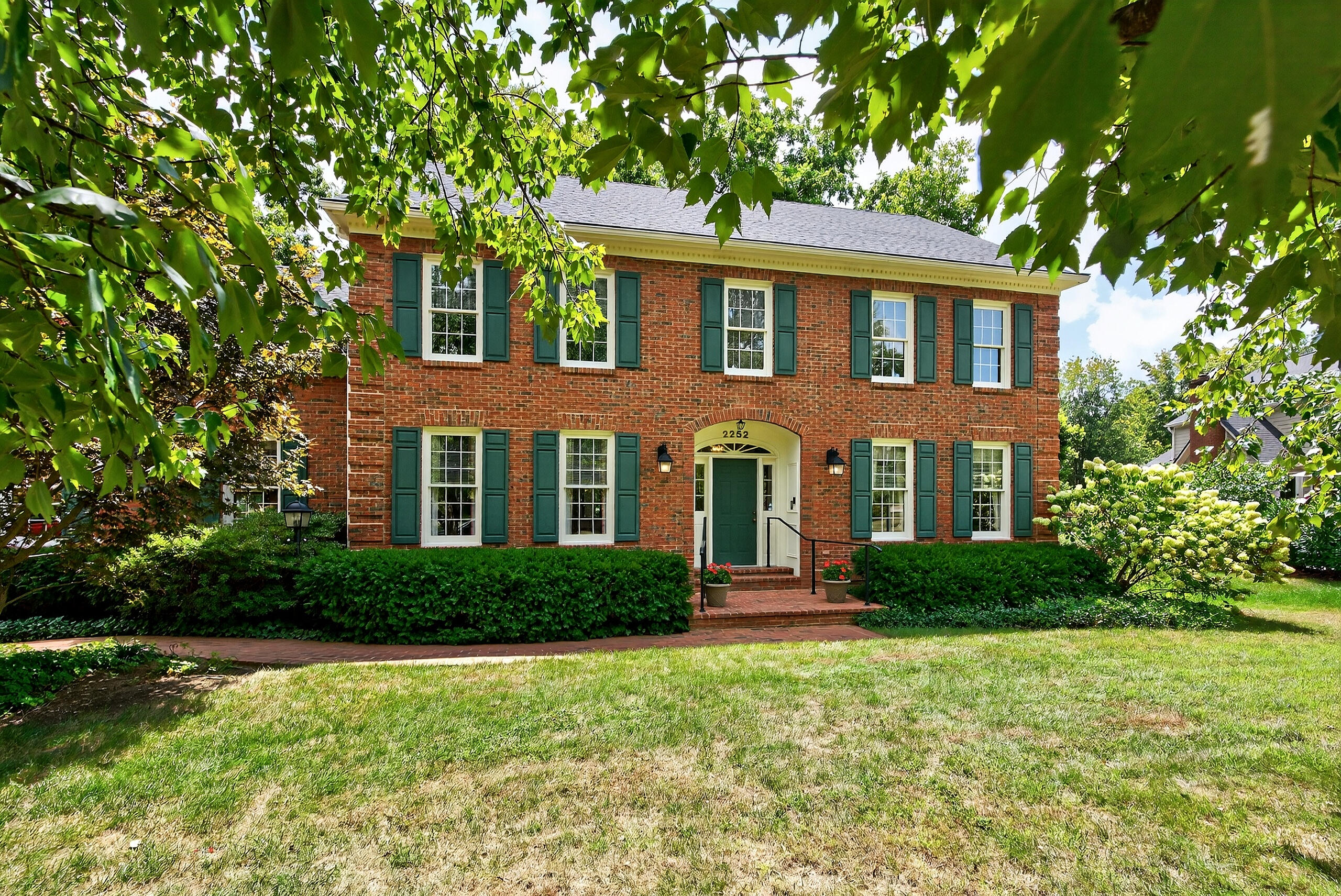Lexington, Kentucky 40515, United States, 4 Bedrooms Bedrooms, ,4 BathroomsBathrooms,Residential,Active,189962