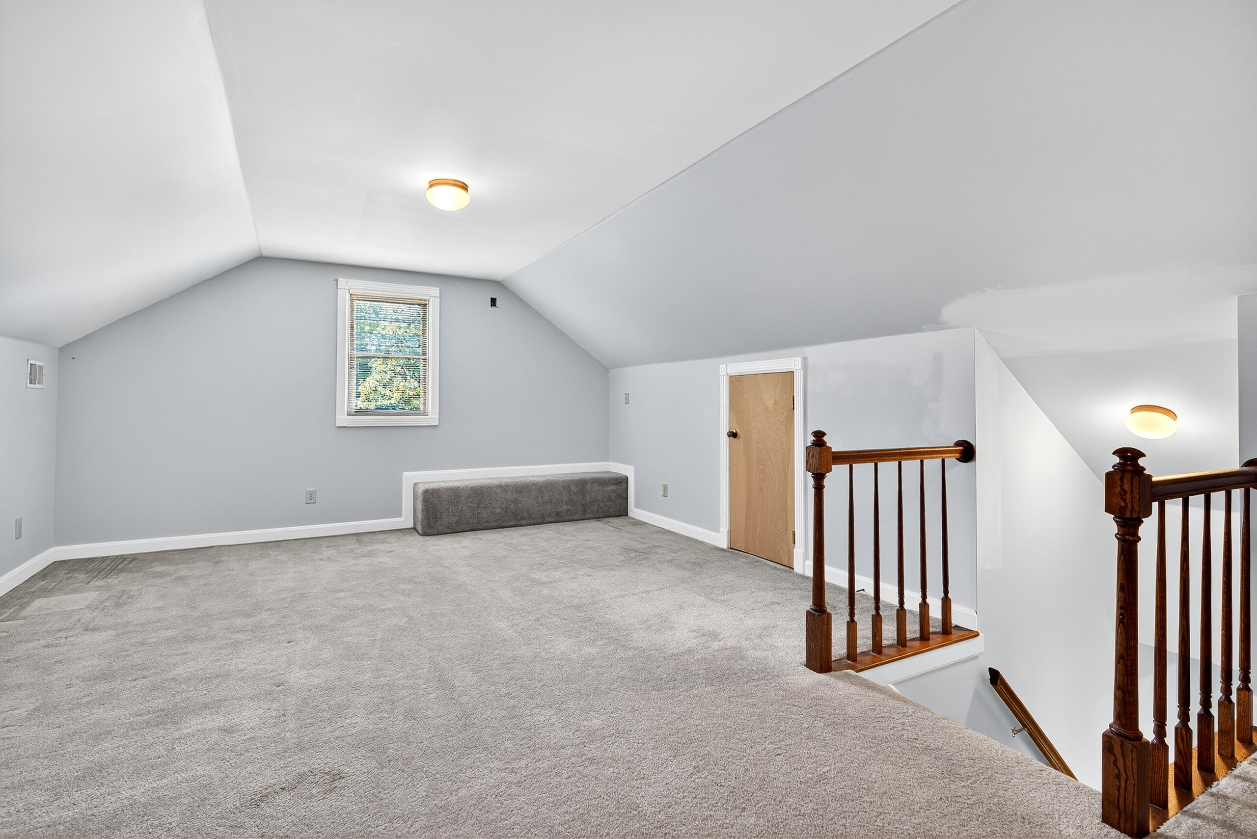 Lexington, Kentucky 40515, United States, 4 Bedrooms Bedrooms, ,4 BathroomsBathrooms,Residential,Active,189962