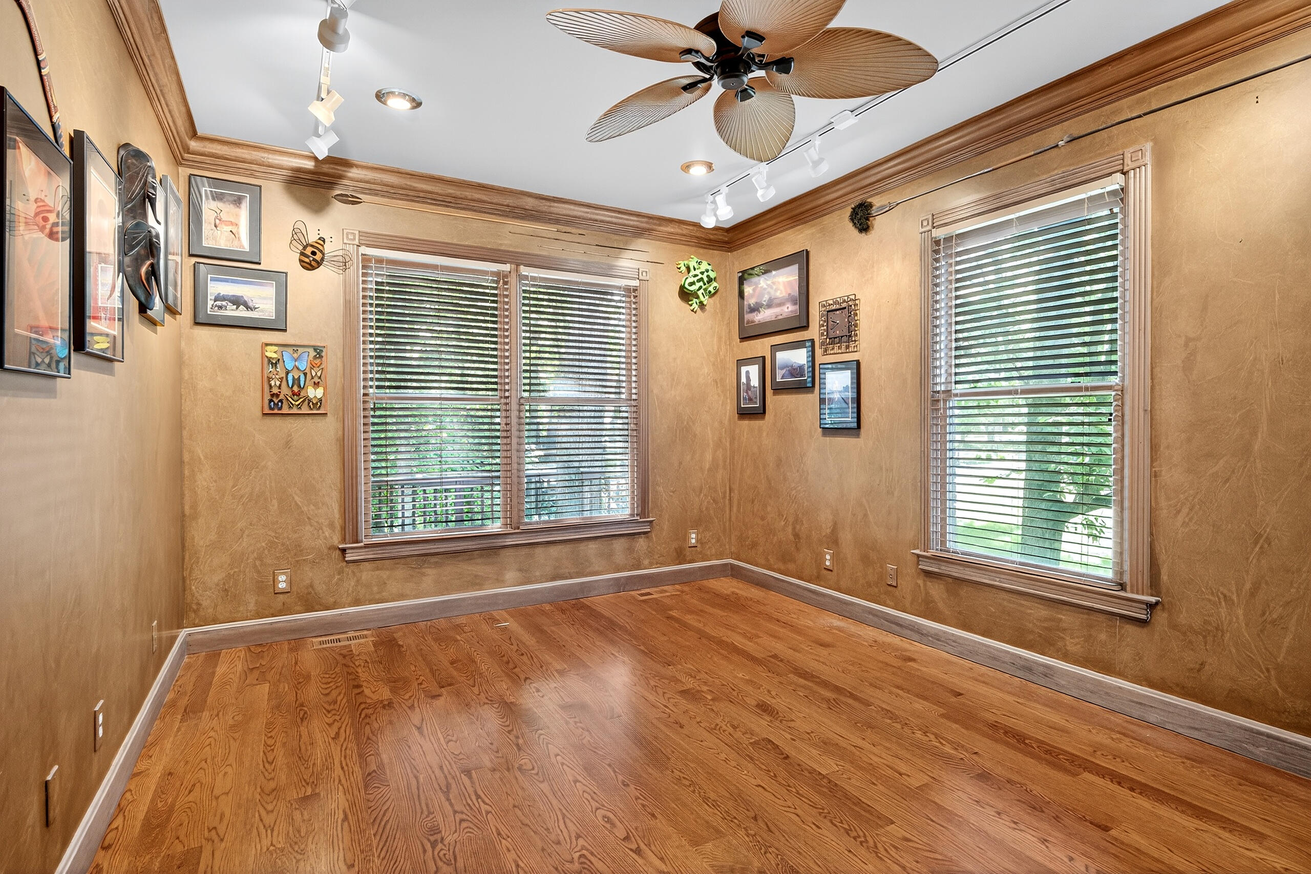 Lexington, Kentucky 40515, United States, 4 Bedrooms Bedrooms, ,4 BathroomsBathrooms,Residential,Active,189962