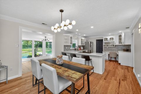 Photo of 226 Idle Hour Drive, Lexington, KY 40502 (MLS # 25018937)