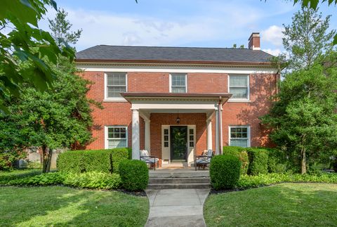 Photo of 245 Henry Clay Boulevard, Lexington, KY 40502 (MLS # 25501910)