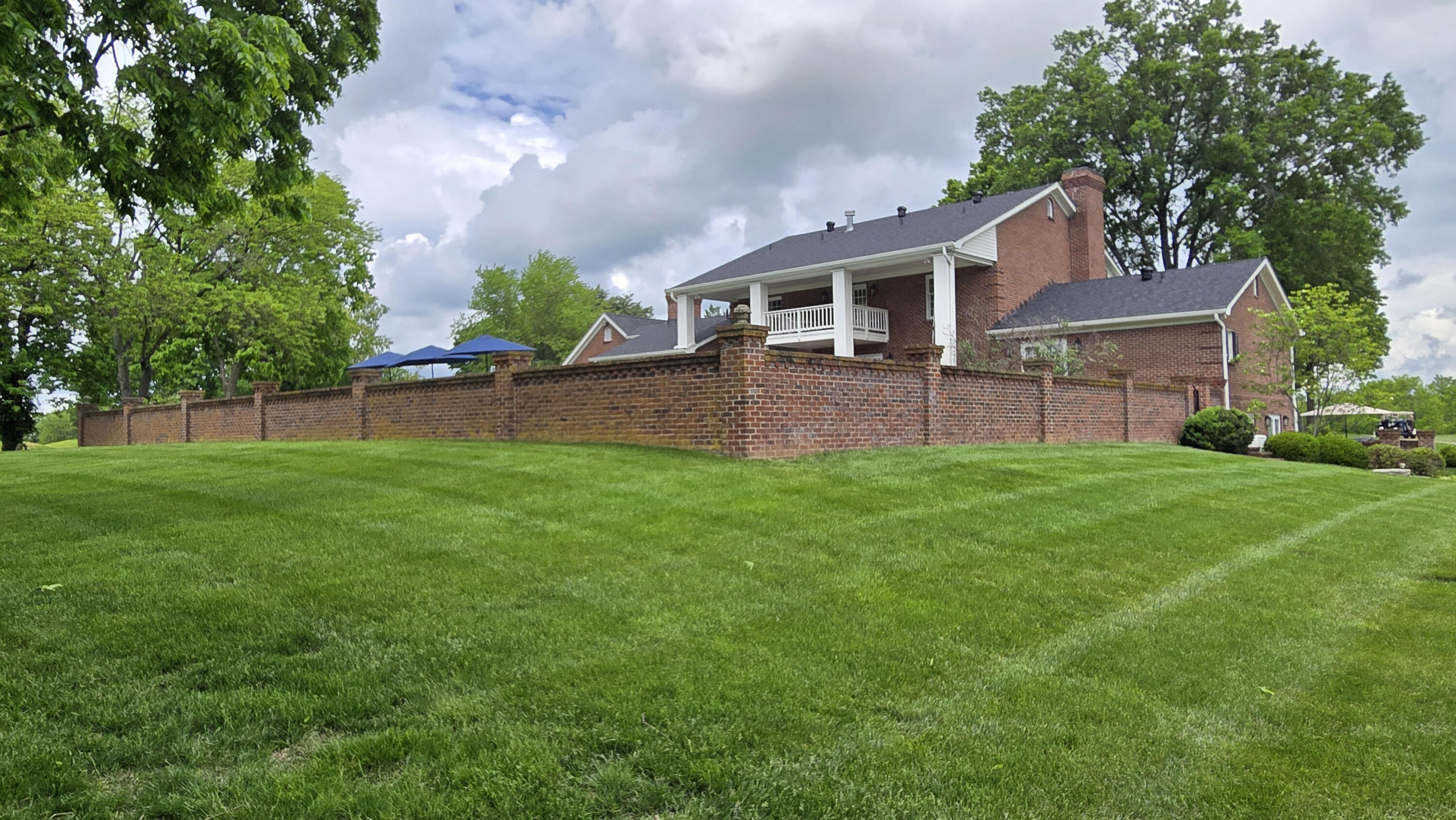 Lexington, Kentucky 40509, United States, 5 Bedrooms Bedrooms, ,6 BathroomsBathrooms,Residential,Pending,130221