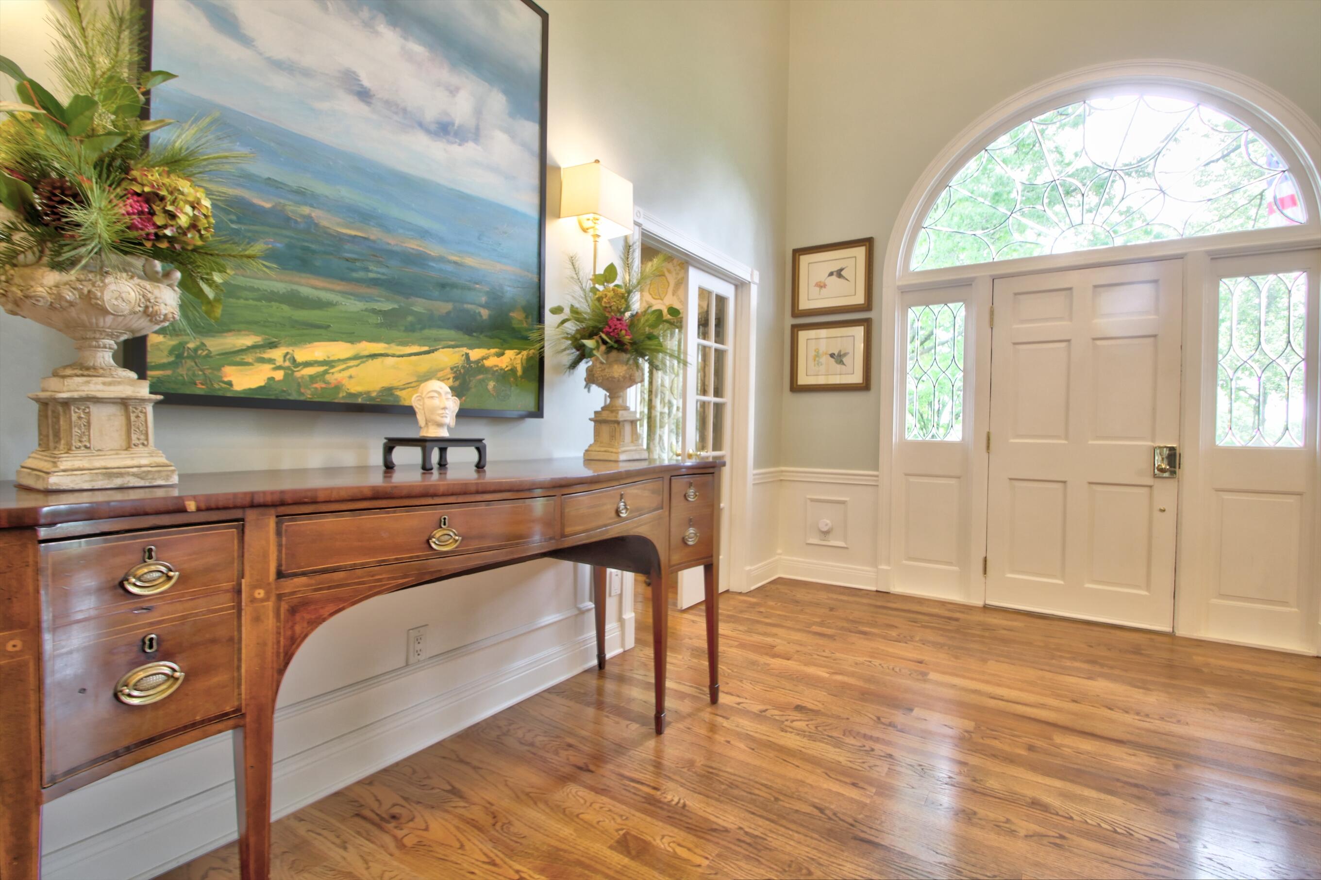 Lexington, Kentucky 40509, United States, 5 Bedrooms Bedrooms, ,6 BathroomsBathrooms,Residential,Pending,130221